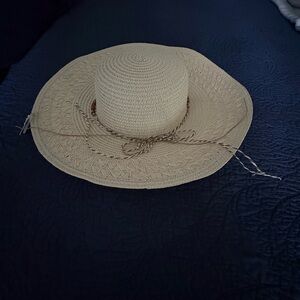 Top It Off Natural Straw Wide Brim Hat Beaded Band – NWT